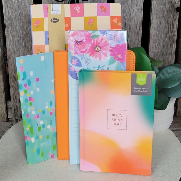 journals, notebooks, writing tools & cards - Picture 8 of 15